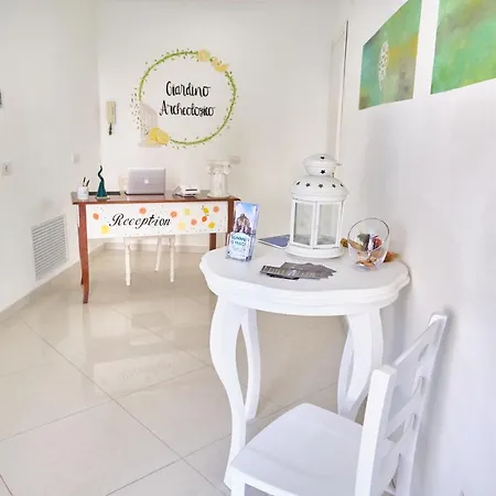 Giardino Archeologico Panzió 4*