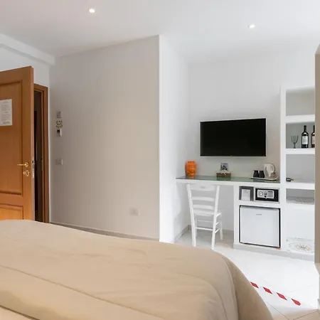 Giardino Archeologico Panzió 4*